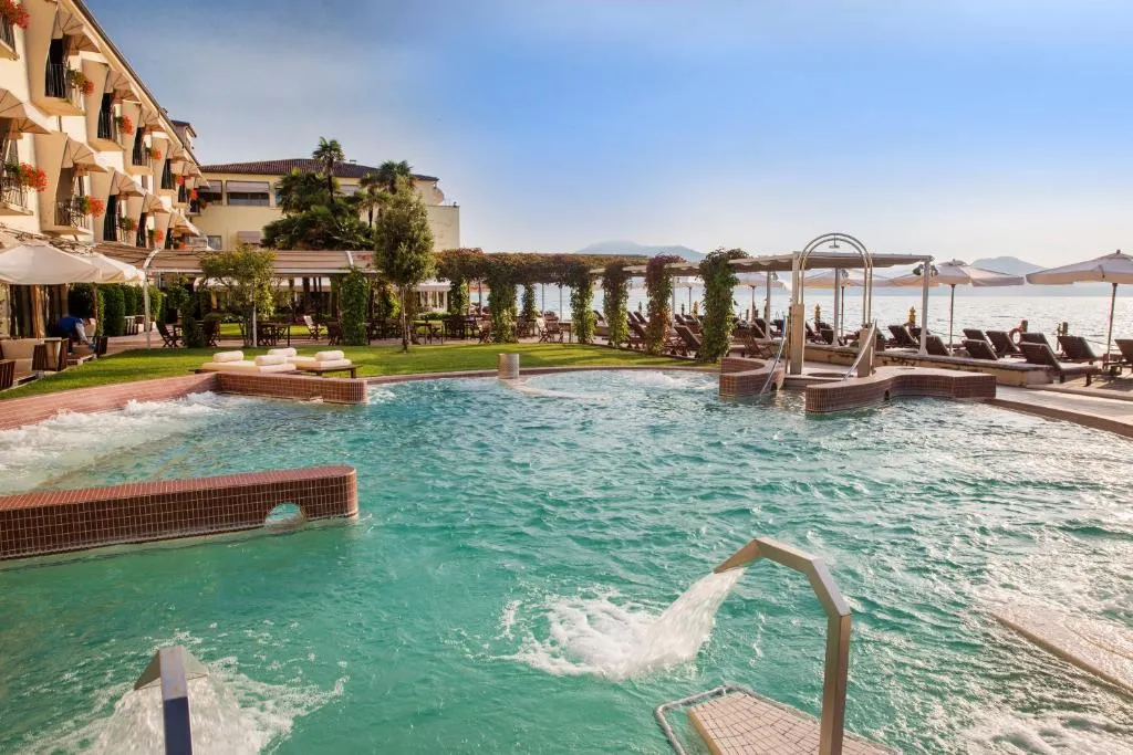 Grand Hotel Terme Sirmione, מלון בסירמיונה