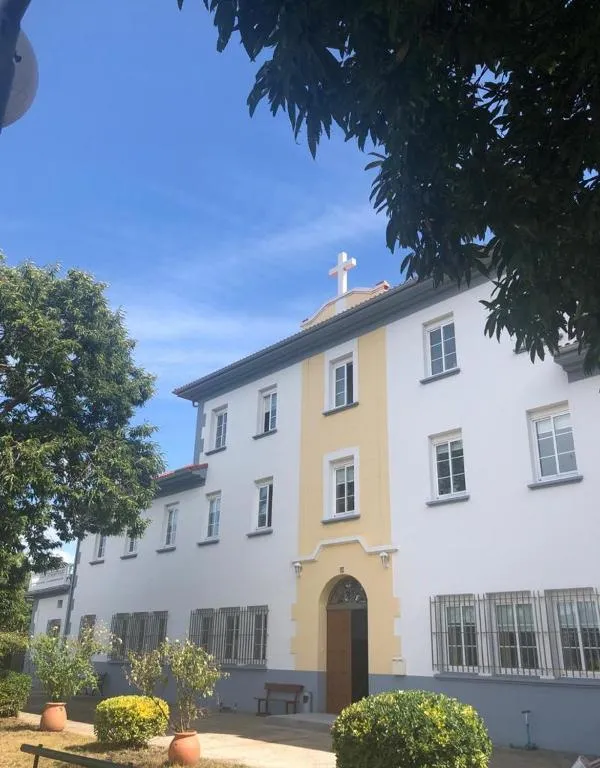 Hostal San Cristobal - Pontedeume, hotel in Puentedeume