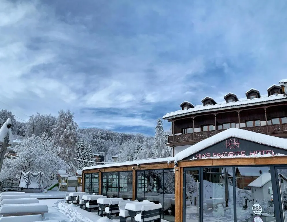 Mia's Favorite Hotel, hotel in Mavrovo
