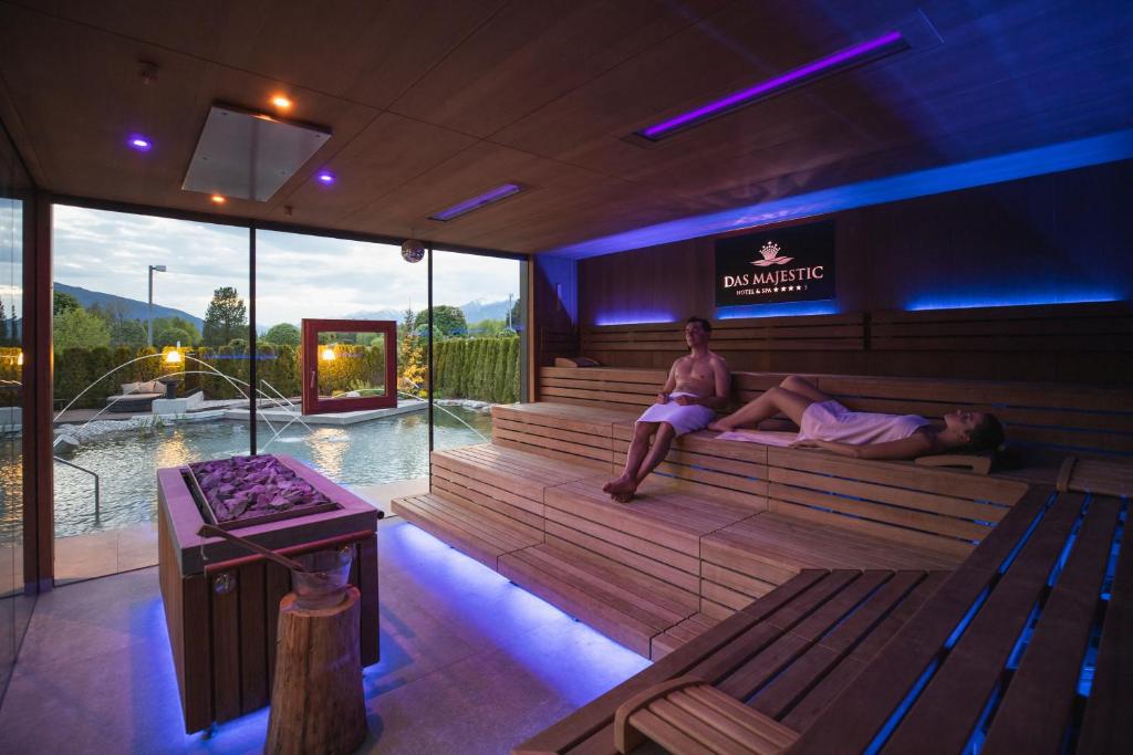 Hotel Majestic - Unique Spa Resort - 4