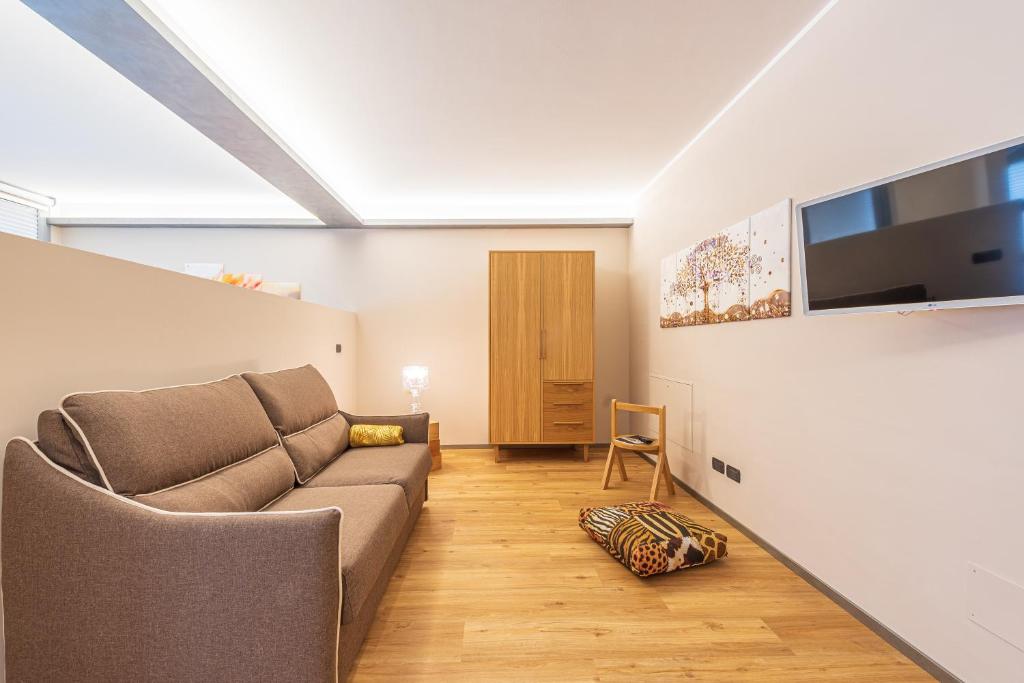 Room 176, Alba town - 4