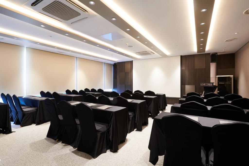 Meeting room / ballrooms