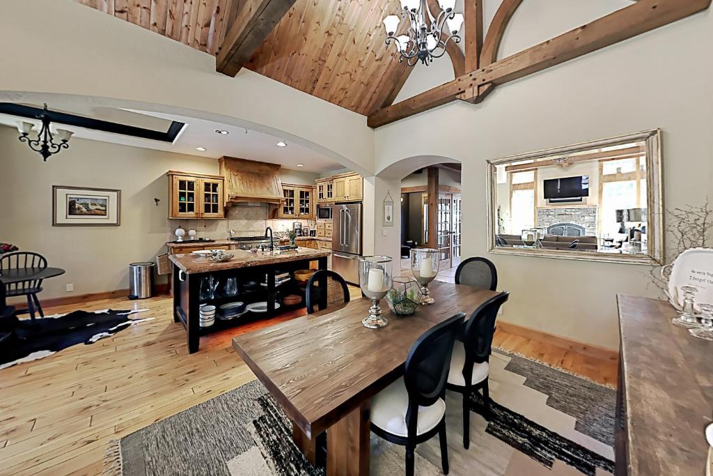 Gorge View Chalet, Bend