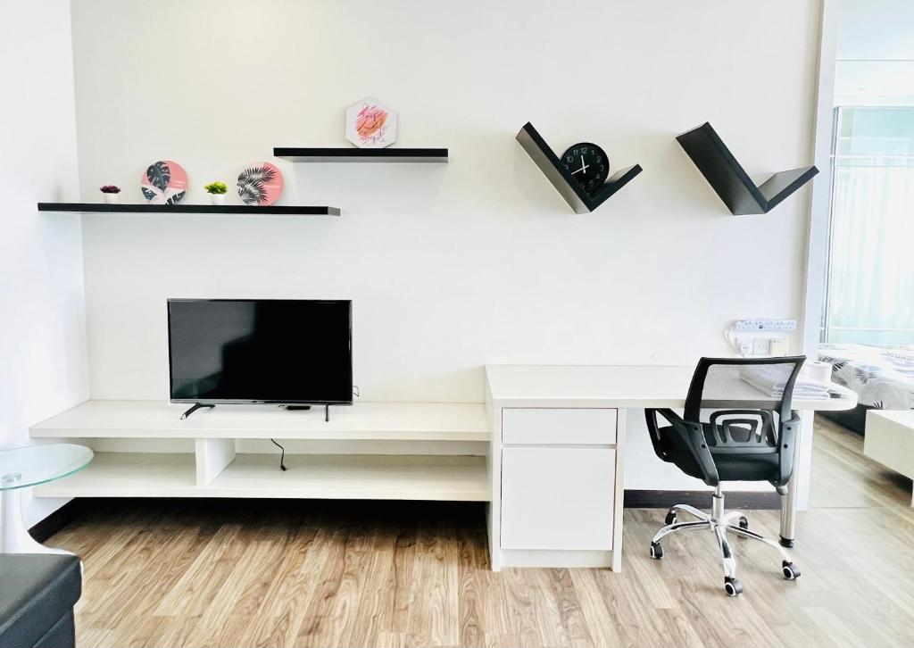 LANDMARK2 - GreenView, QuietSpace, BudgetStay, FreeParking, Near Kajang, SgLong, C180, Cheras photo