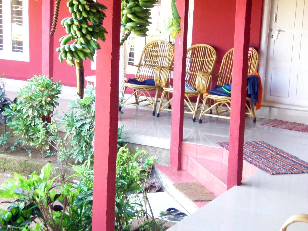 ARYA HOMESTAY BOUGAIN VILLA photo