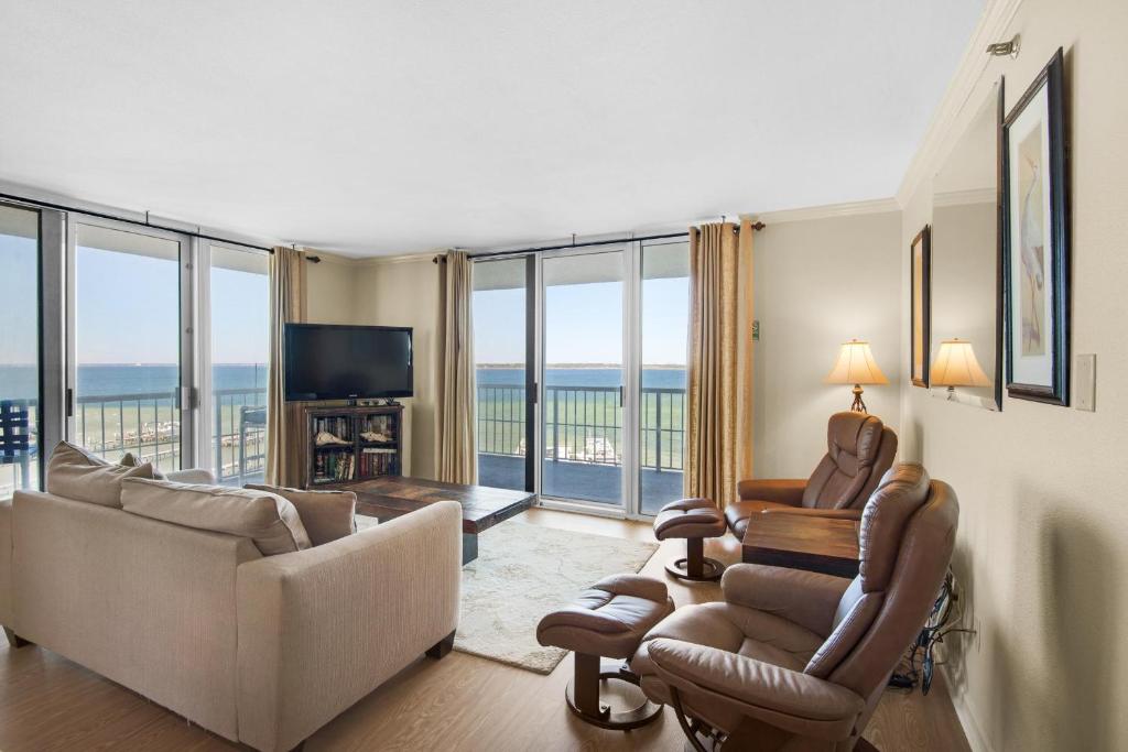 Tristan Towers unit 5A, Pensacola Beach