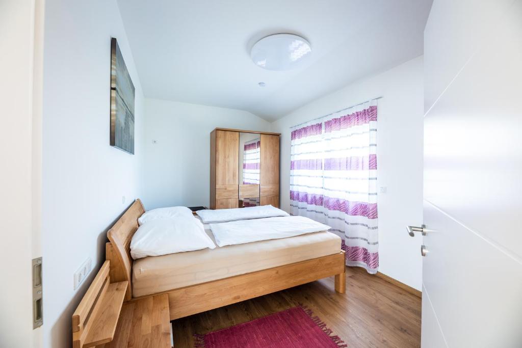 Ferienwohnung Weingut Birnstingl - 5