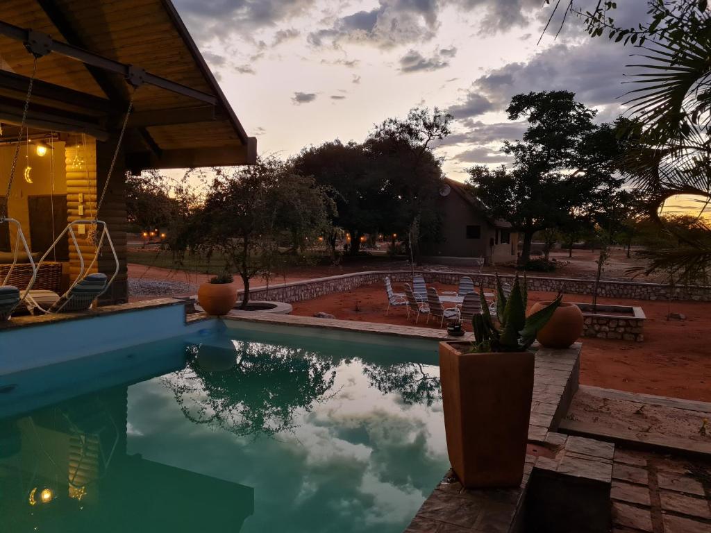Callies Game Lodge Safaris photo