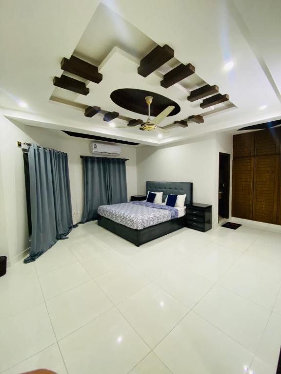Second Home - 2 Bed Executive Family Apartment photo
