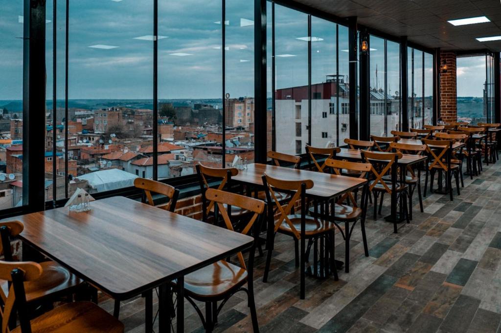 HASUNİ TAŞ HOTEL