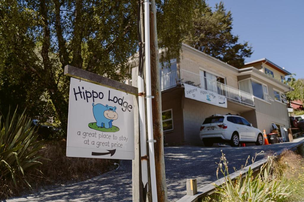 More about Hippo Lodge Backpackers