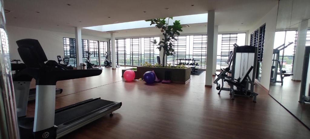 Bukit Rimau Instagrammable 2 Bedroom Apartment With Pool View up to 5 PAX photo
