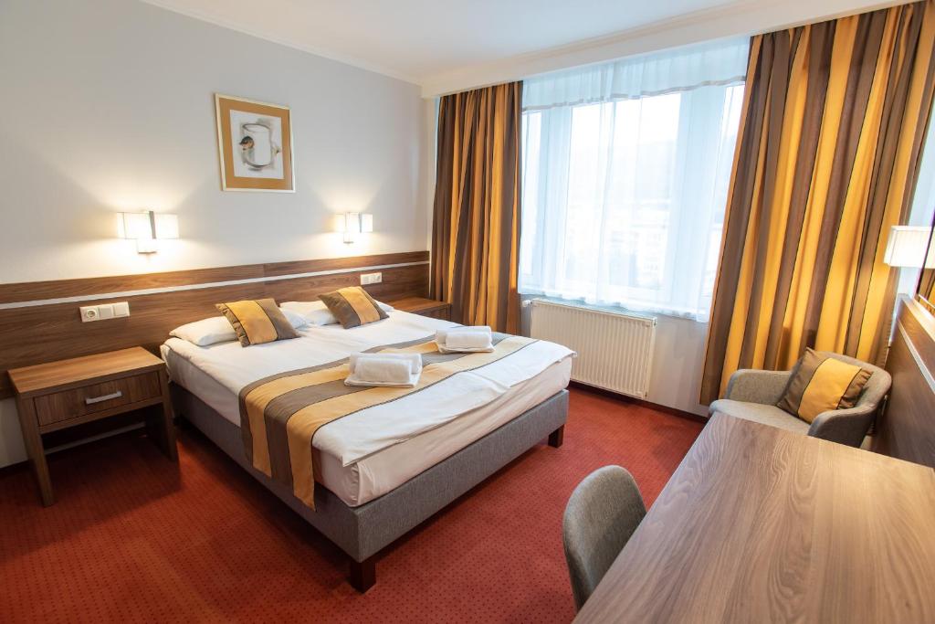 アルパド ホテル (Arpad Hotel)