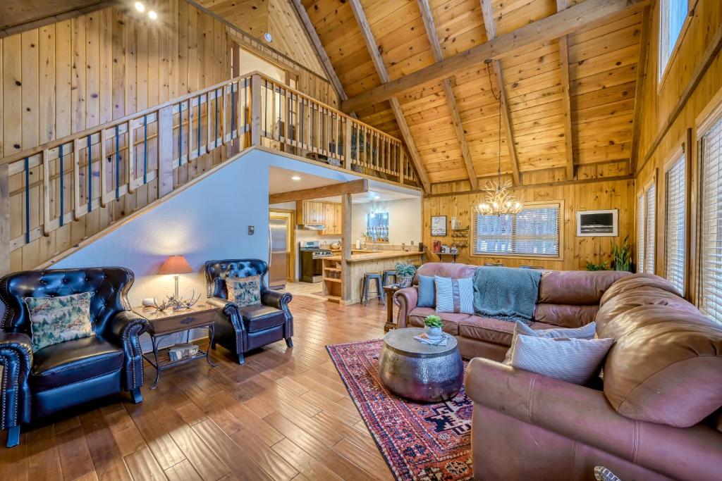 Coyote Cabin, Angel Fire