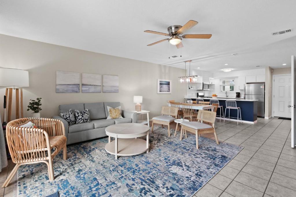 Gulf Highlands 129 photo