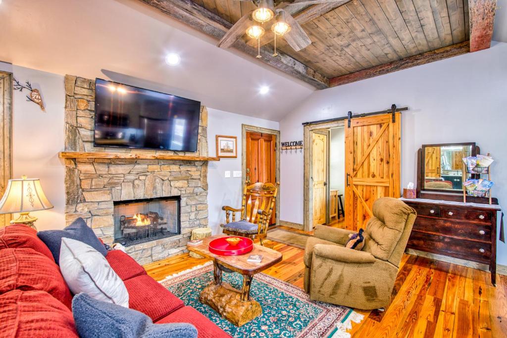 Horne Hollow, Swannanoa