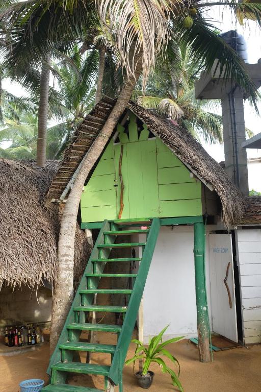 Oynise Beach Cabin photo