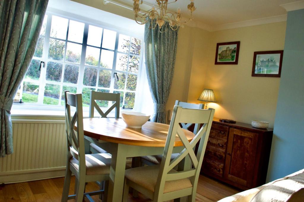 Charming Cottage, Great Rissington photo 8