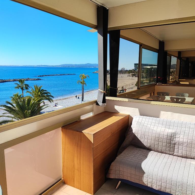 Grand studio bord de mer- accès direct aux plages - 3