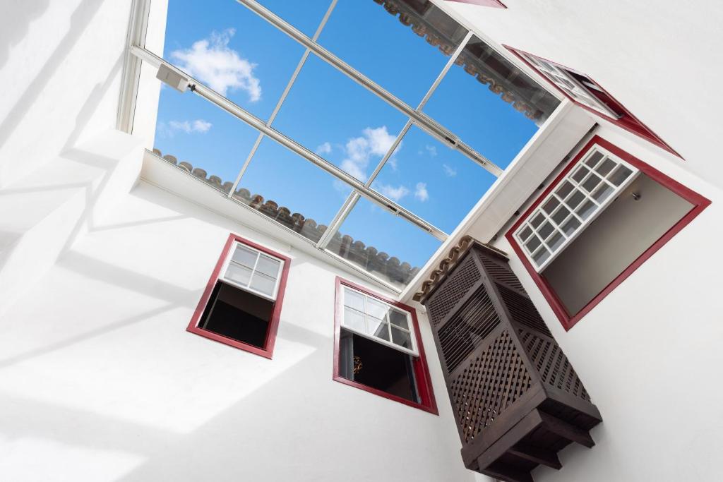 Home2Book Stylish Design House in La Laguna Center - 3