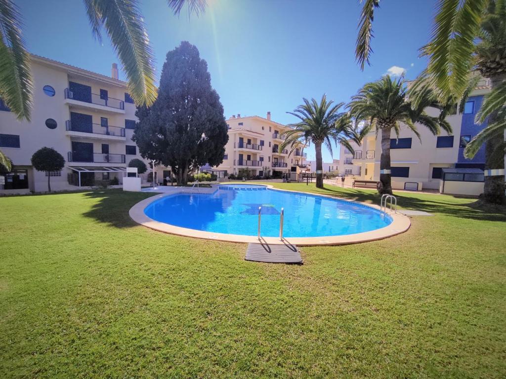 Bajo con terraza, parking y piscina en el centro PORTA MEDITERRANEA ALBERT VILLAS - 1