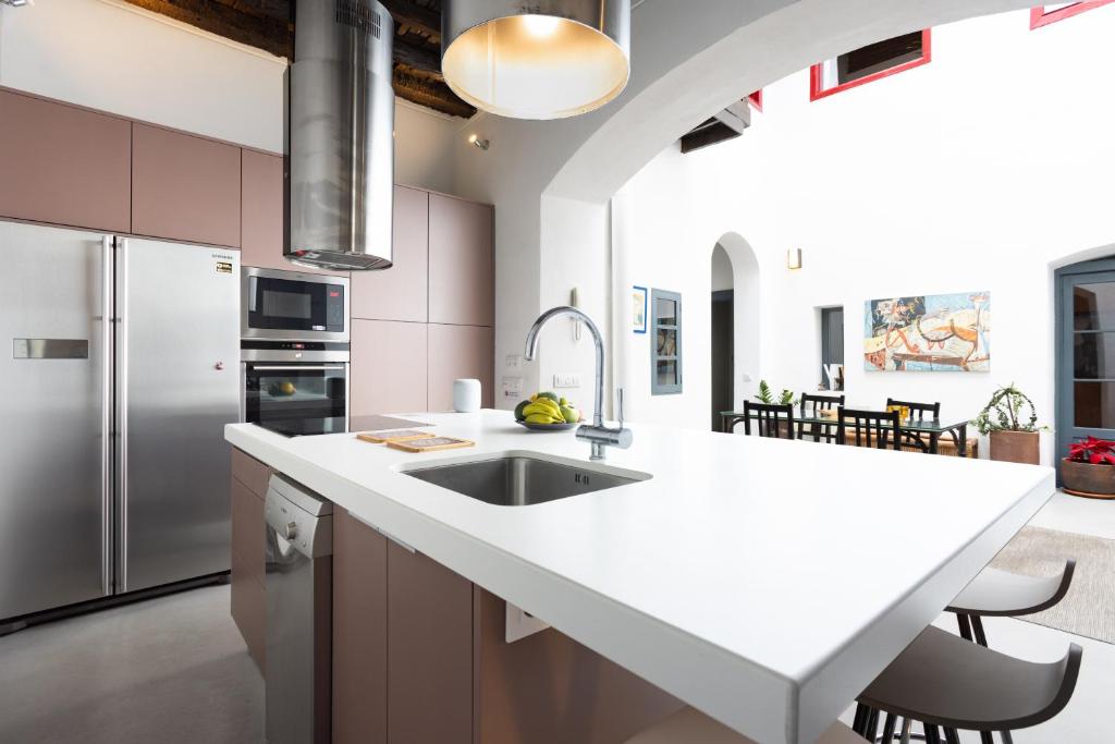 Home2Book Stylish Design House in La Laguna Center - 1