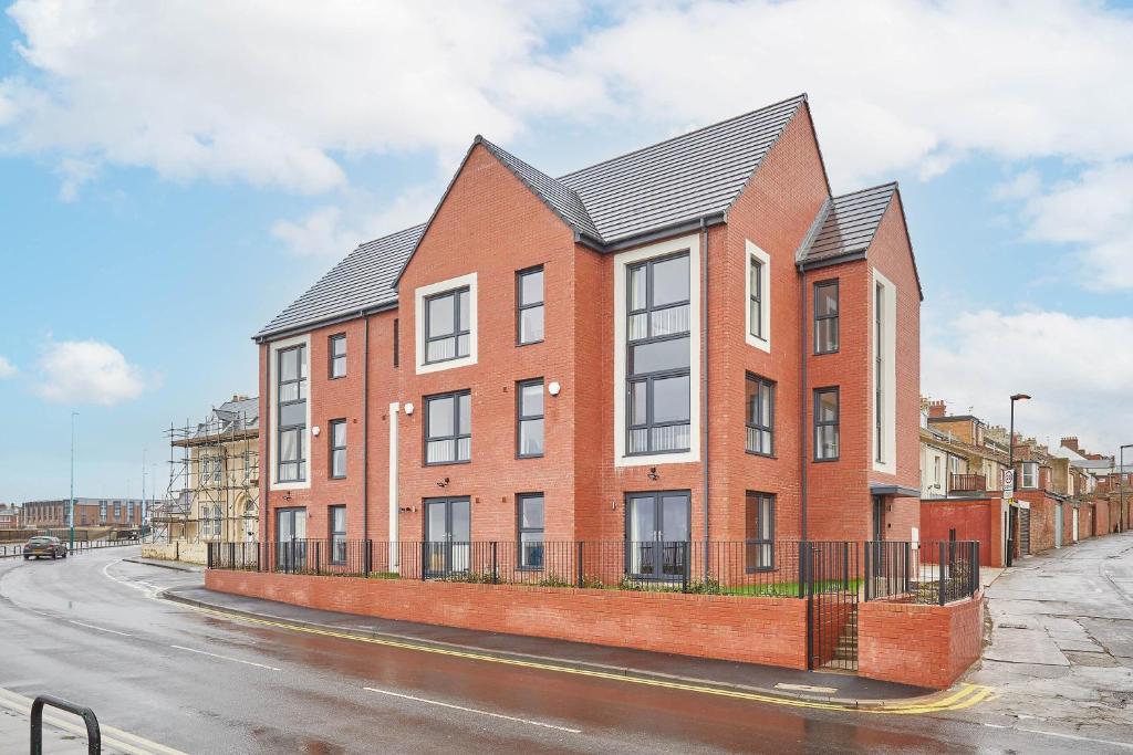 3 Queens Court, Whitley Bay photo 4