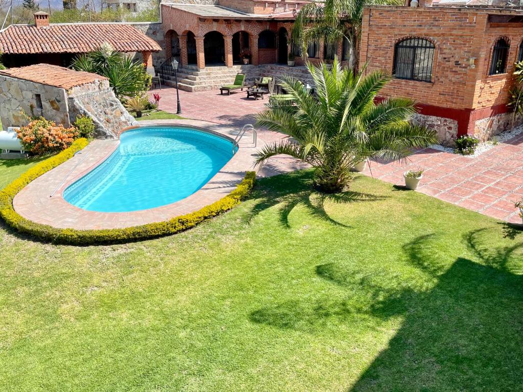 Casa de campo para 21 personas con alberca y caldera