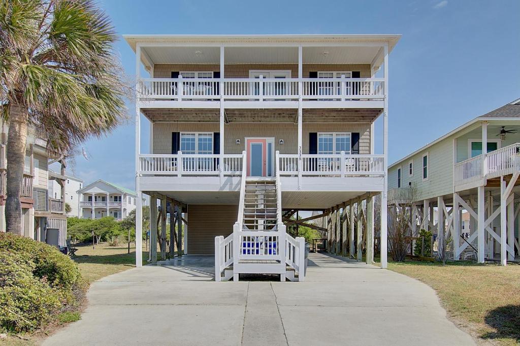 HipNautic, Oak Island