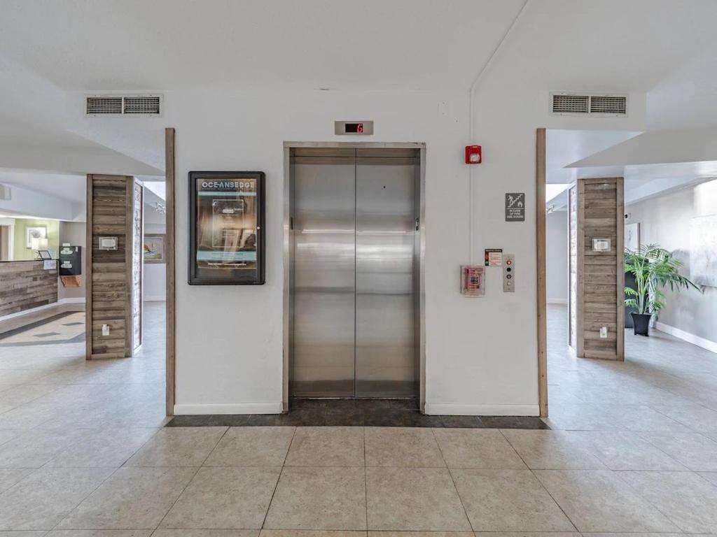 Ocean view, 1BR, 2BA Condo, St Regis 1214, Topsail, NC photo