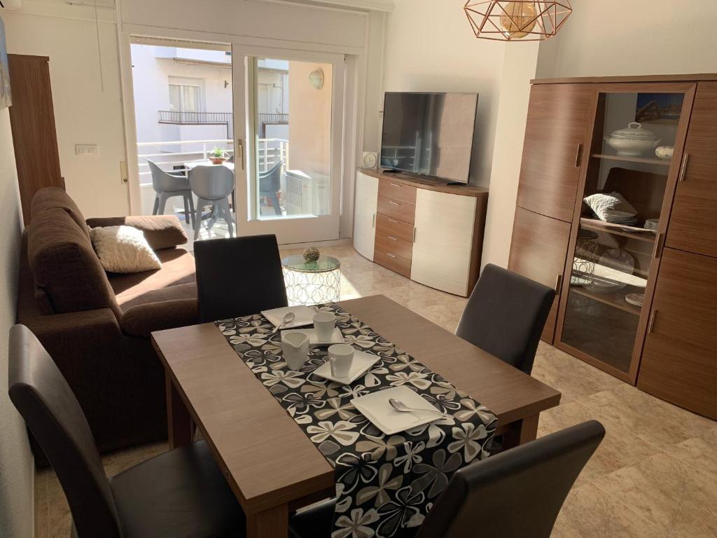 Acogedor Apartamento En Roses - 50m Playa - WIFI - Aire Acondicionado - 3