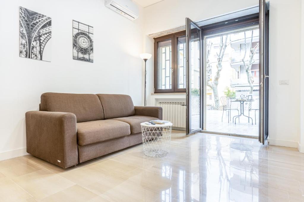GuestHost - Vomero Deluxe Apartments - 5