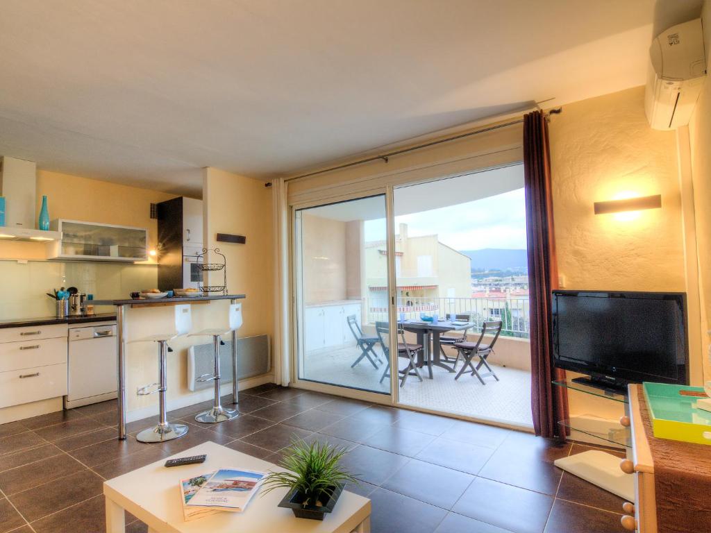 Apartment Porto di Mar-5 by Interhome - 1
