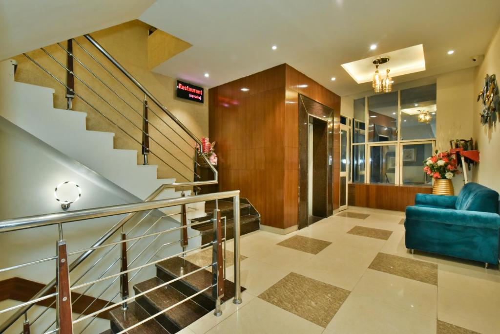 Hotel Puri Palace photo
