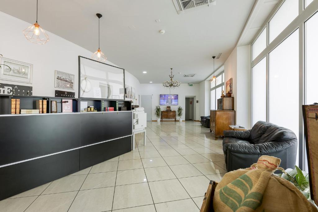 GuestHouse Lugano Center by LR - 5