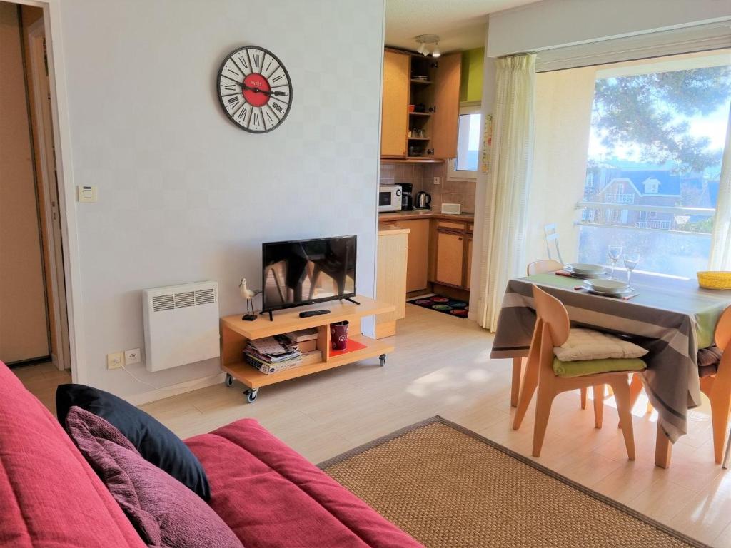 Apartment Les Jardins de la Malouine by Interhome - 3