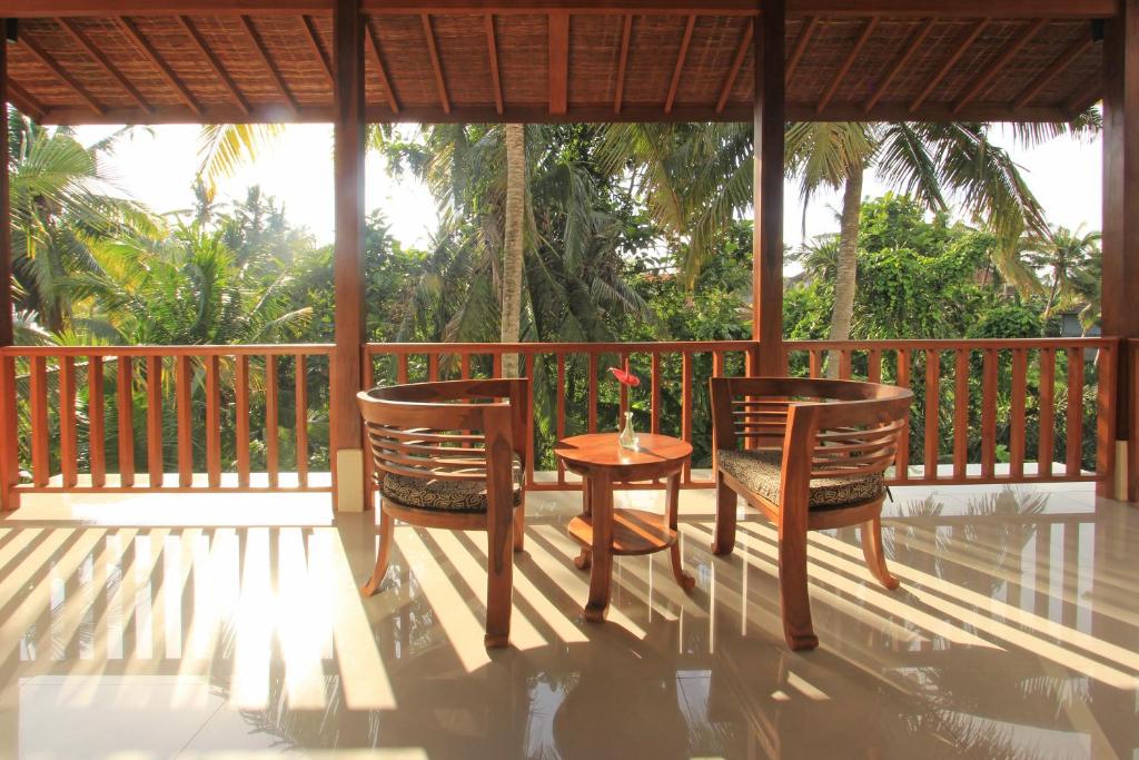 Mahanadewi Villa photo