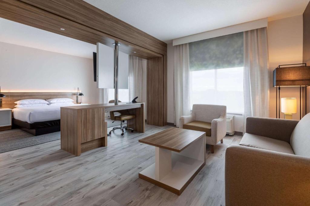 Wyndham Garden hotel room with two queen beds