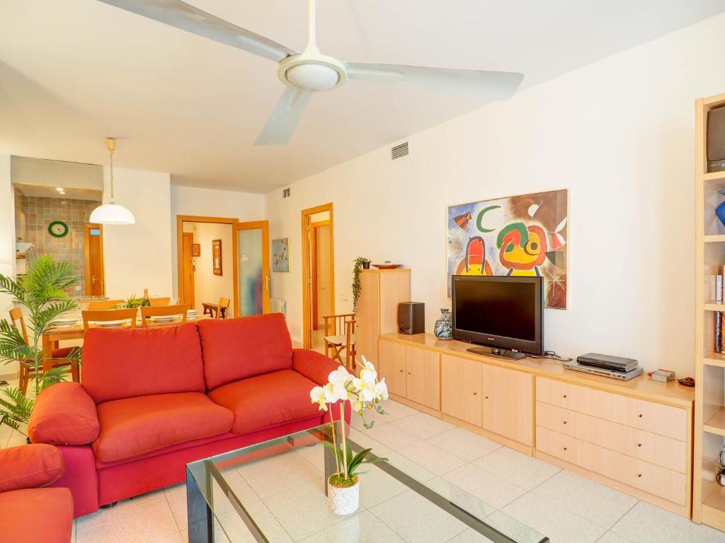 Apartamento Burdeos by Hello Homes Sitges - 2