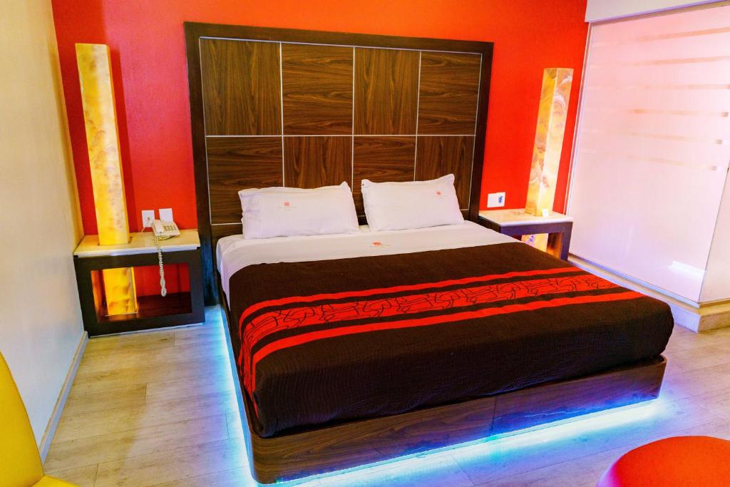 Plutarco Suites, Mexiko