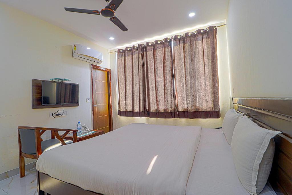 FabHotel Casa photo
