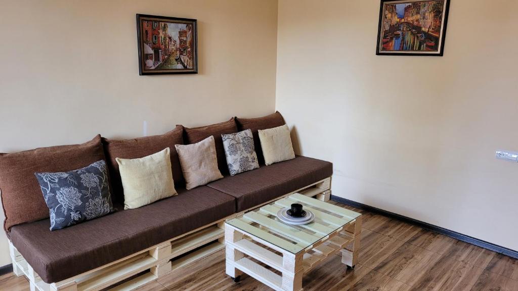 Квартира около мед центра Астхик — Hotel in Yerevan
