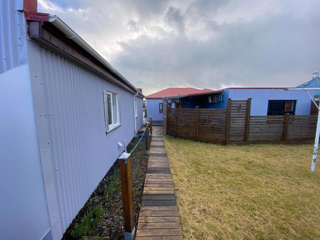 Exterior view, Brimarsbru sleep inn-art Gallery in Keflavik