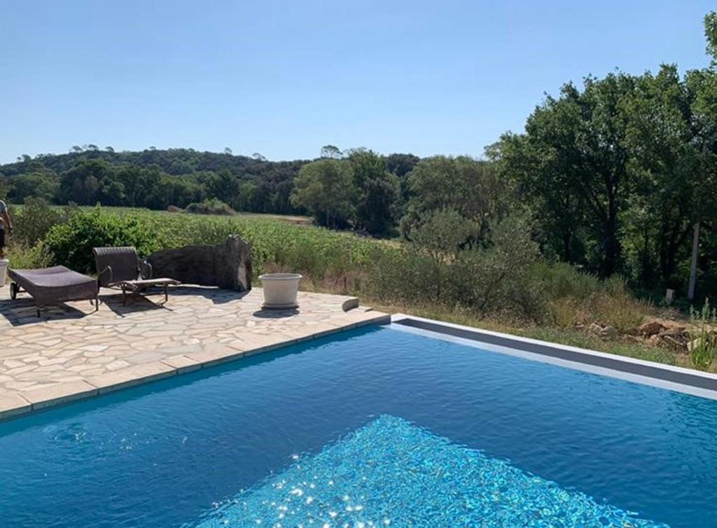 Maison de 3 chambres avec piscine partagee jardin amenage et wifi a Le Thoronet
