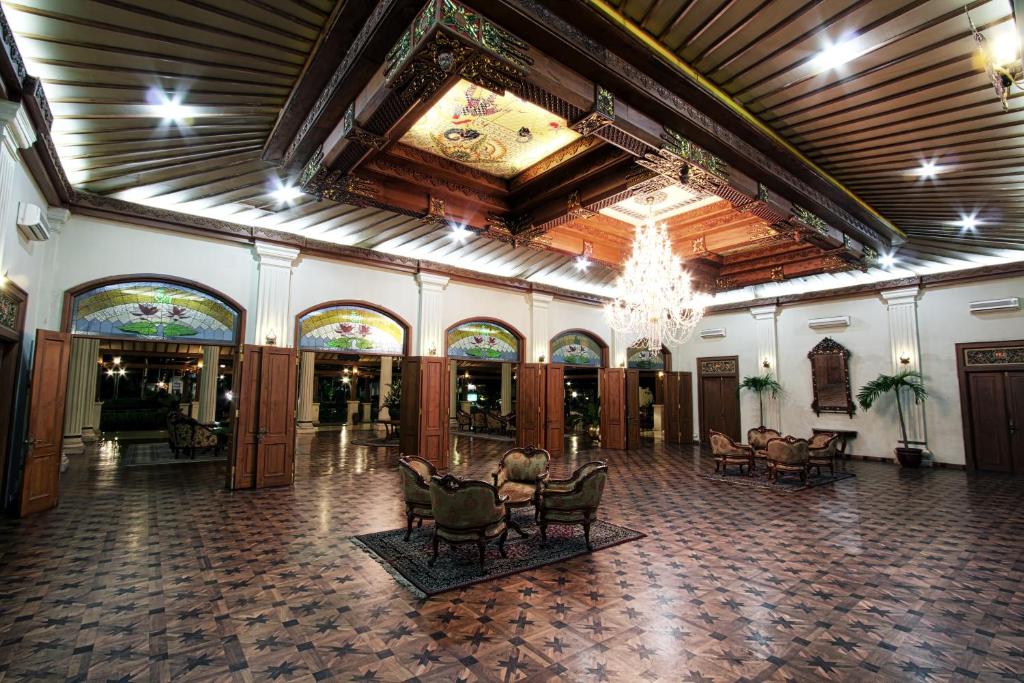 Lobby, Kusuma Sahid Prince Solo Hotel in Surakarta
