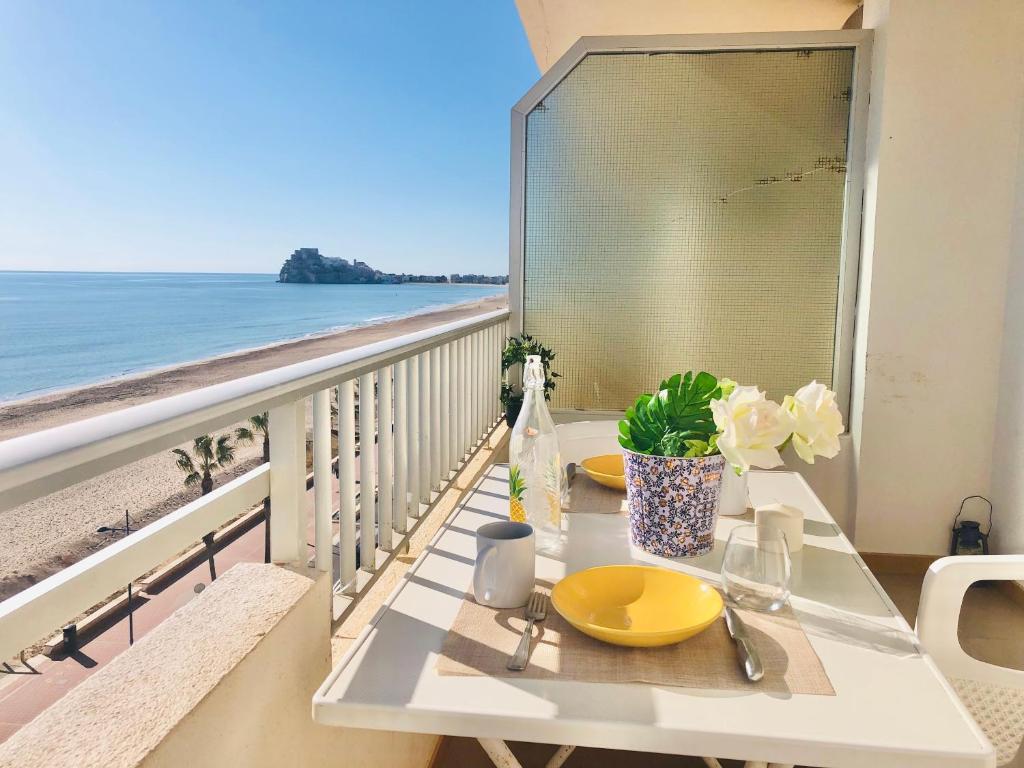 PRIMERA LINEA DE PLAYA ANCORA, Peñíscola