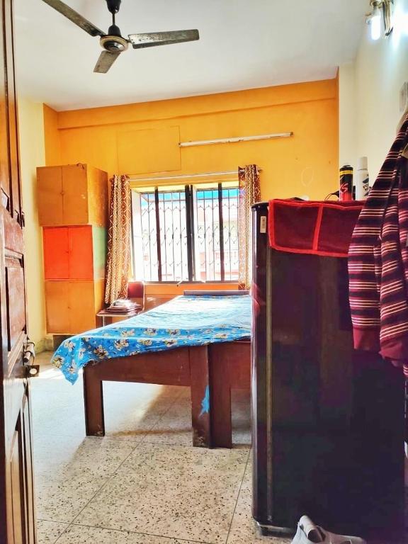 PRIVATE ROOM, ENTIRE SERVICED APARTMENT (1RK), COUPLE FRIENDLY — Hotel in Kolkata