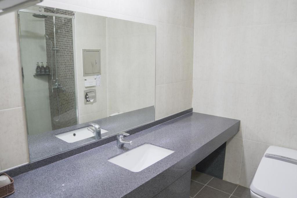 Sancheong Korean Medicine Family Hotel photo
