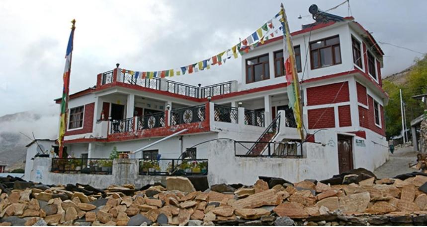 NotOnMap - Tashi's Home — Hotel in Nako