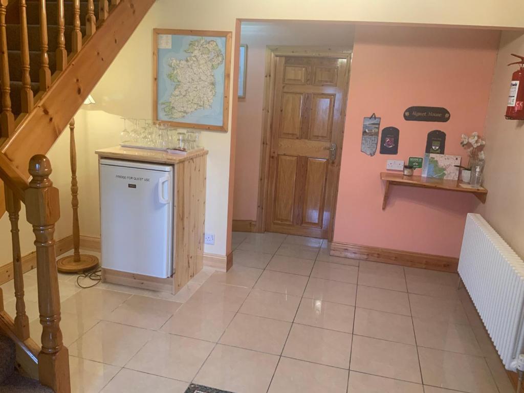 Exterior view, Algret House B&B in Killarney